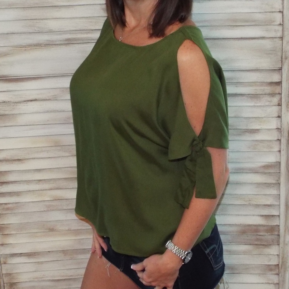 Cold Shoulder Tie Dolman Sleeve Floaty Olive 0618